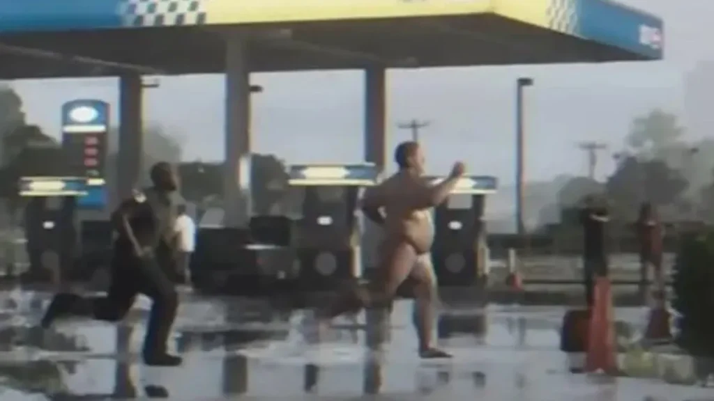 Nude Fugitive